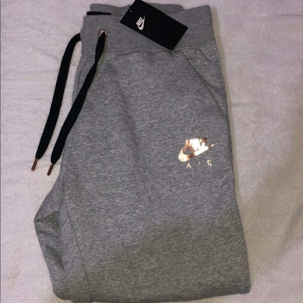 New Women’s Nike Joggers